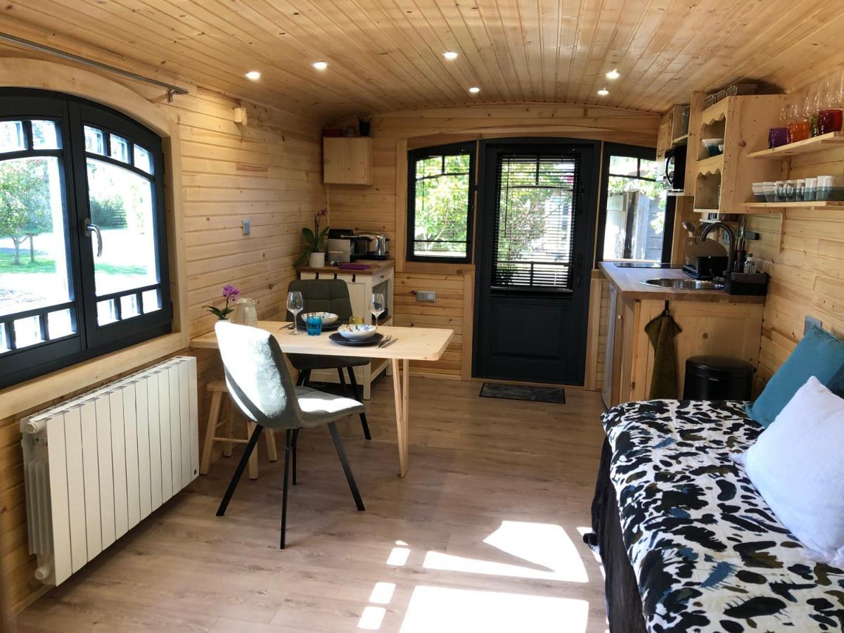 Roulotte Gites O Bien-Etre Massage Spa Sejour Bien-Etre En Hebergement Insolite Roulotte Karantez Ou En Gites Melon Ou Yock A 800 M Des Plages Maison D'Hote Drogou Порсподе Екстер'єр фото
