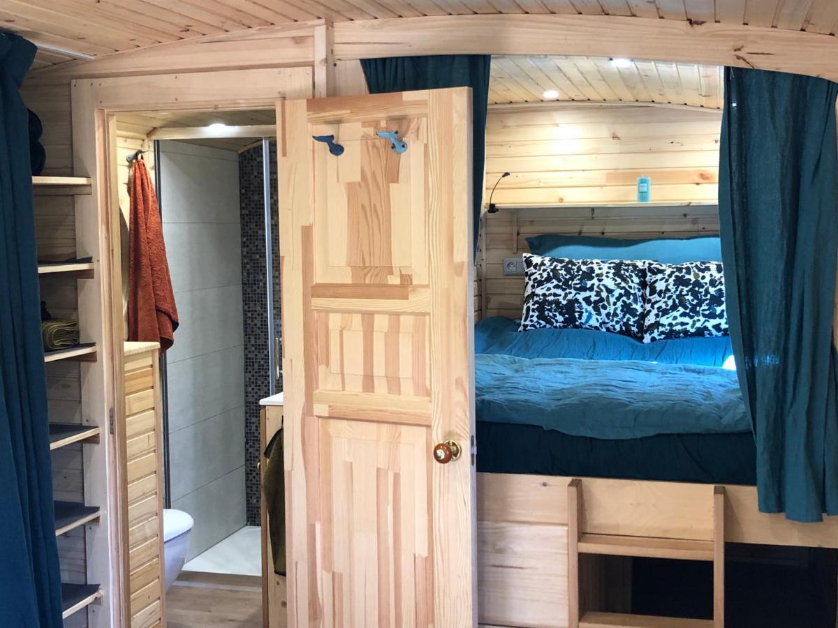 Roulotte Gites O Bien-Etre Massage Spa Sejour Bien-Etre En Hebergement Insolite Roulotte Karantez Ou En Gites Melon Ou Yock A 800 M Des Plages Maison D'Hote Drogou Порсподе Екстер'єр фото
